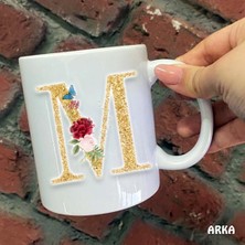 Hediyeci Abla Size Özel M Harfli Seramik Baskılı Kupa Bardaklar