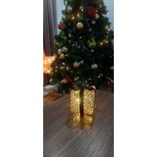 Kordelya Design Yılbaşı Ağacı Altı LED Işıklı Kutu