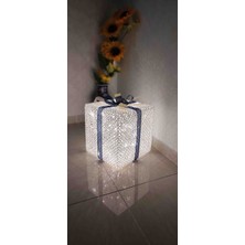Kordelya Design Yılbaşı Ağacı Altı LED Işıklı Kutu