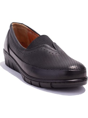 Polaris Siyah 105071 5 Nokta Ortopedik Günlük Kadın Deri Ayakkabı