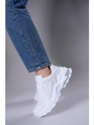 Riccon Kadın Delossiel Sneaker Beyaz Düz Tabanlı Şık Tasarım 0012159BEYAZ