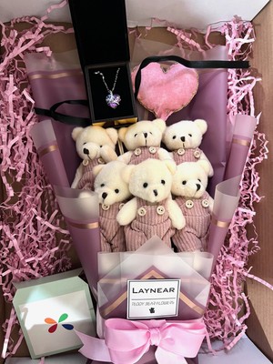 Laynear Crystal Kalp Kolyeli Kıyafetli Peluş Ayıcık Buketi