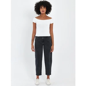 Kadın Omuzu Açık Triko Beyaz Kazak