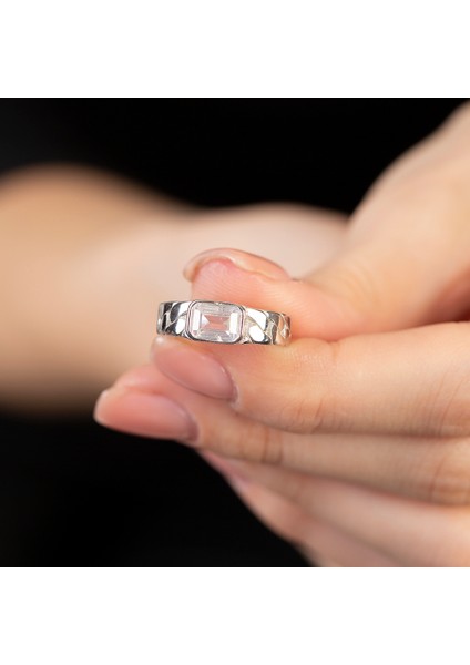 Beyaz Zirkon Taşlı Zincir Tasarım Silver Renk Free Size 925 Ayar Gümüş Kadın Tektaş Yüzük fiyatları