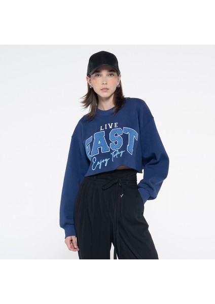 Friday Offset Fast Kadın Lacivert Bisiklet Yaka Ekstra Oversize Crop Sweatshirt - Şardonlu 3 Iplik