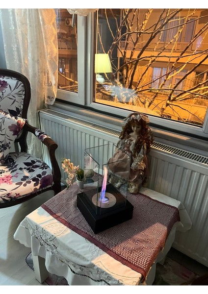 Tekno Trust Caro Siyah Şömine + 1 Litre Yakıt