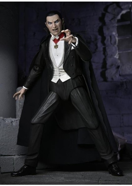 Universal Monsters - Ultimate Dracula (Transylvania) Aksiyon Figürü