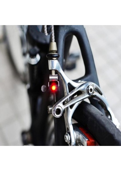 Taşınabilir Mini Fren Bisiklet Işık Montaj Kuyruk Arka Bisiklet Işık Bisiklet LED Işık Yüksek Parlaklık Su Geçirmez Kırmızı LED Lamba BL1901 (Yurt Dışından)