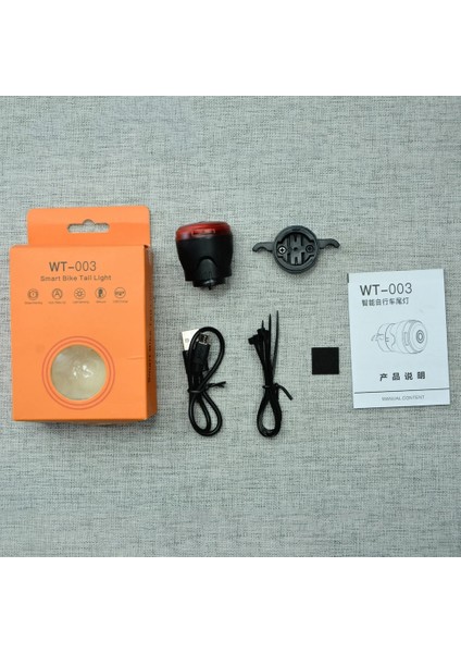Eyer Işık Stili Akıllı Bisiklet Arka Işık Otomatik Startstop Fren Algılama Ipx6 Su Geçirmez USB Şarj Bisiklet Kuyruk Arka Lambası Bisiklet LED Işık (Yurt Dışından)