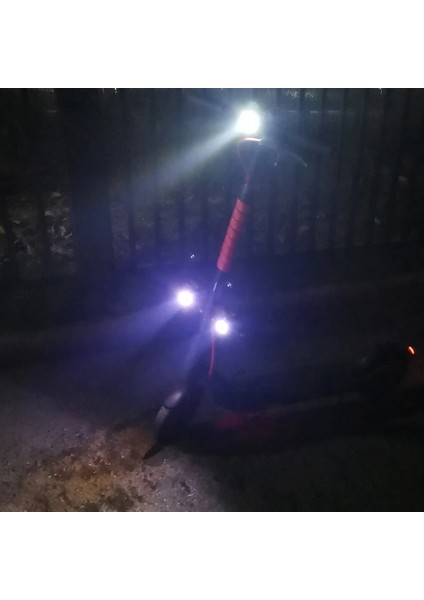 1 Adet Far Tarzı Xiaomi Mro Elektrikli Scooter Için LED Far Zumlanabilir Ah Pil USB Şarj Edilebilir 150LM Xm-L T6 LED Işık Ön Lamba (Yurt Dışından) modelleri