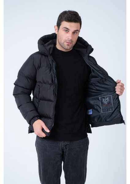 Erkek Kapüşonlu Age Of State Baskılı Şişme Mont Siyah