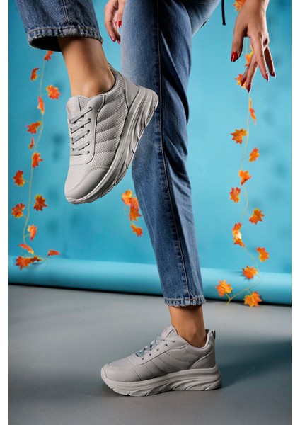 Kadın Sneaker 0012135BUZ fırsatları