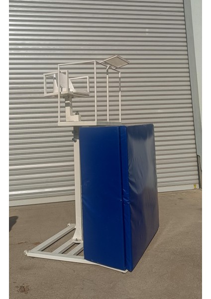 Yükseklik Ayarlı Voleybol Hakem Koltuğu Koruma Minderli modelleri