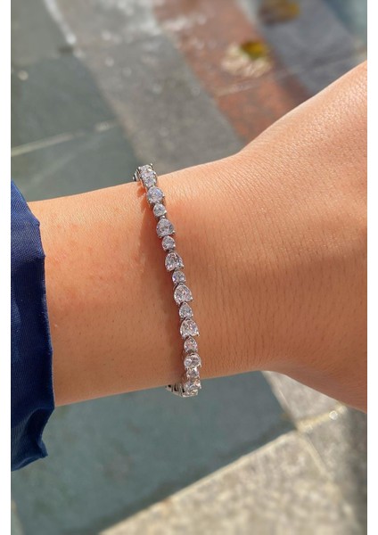 Gümüş Kalpli Su Yolu Taşlı Bileklik DY212E37