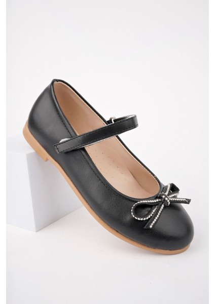 Bıyık Fiyonk Siyah Cilt Kız Çocuk Ayakkabı