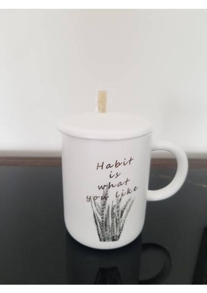 Porselen Kapaklı Çelik Kaşıklı Hediyelik Kupa Bardak