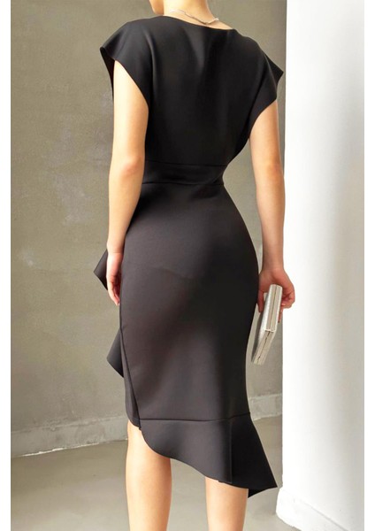 Düşük Omuzlu Volan Elbise fiyatları