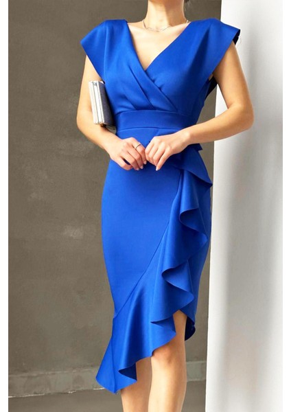 Düşük Omuzlu Volan Elbise