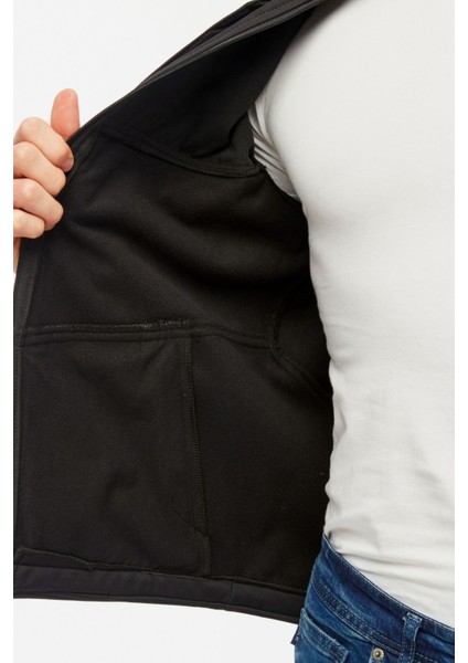Softshell Mont Içi Polarlı Su ve Rüzgar Geçirmez Pro Model Siyah Erkek