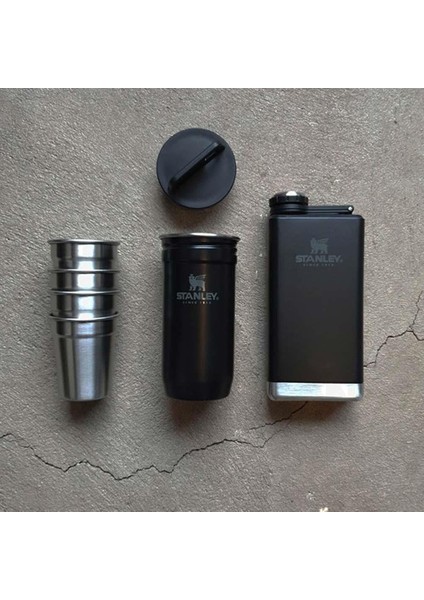Adventure Çelik Shot Bardak ve Matara Seti - Matte Black Pebble indirimleri
