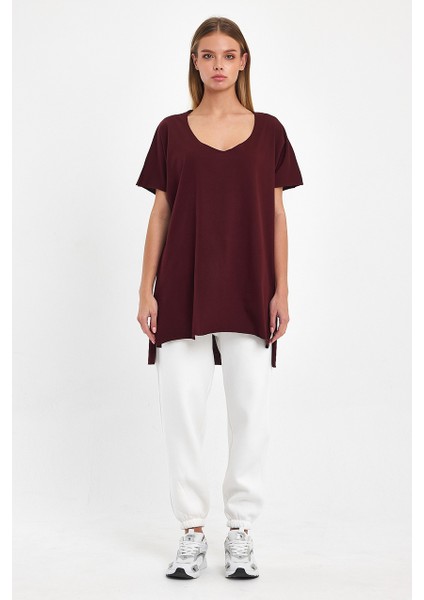Kadın V Yaka Yırtmaçlı Oversize Basic Tişört fırsatları