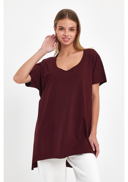 Kadın V Yaka Yırtmaçlı Oversize Basic Tişört indirimleri