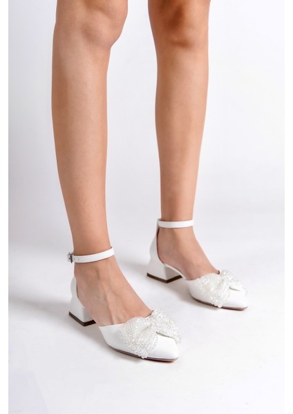 Kadın Beyaz Fiyonk Taş Detaylı Abiye Ayakkabı modelleri