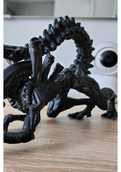 Alien Species Xenomorph Figür Alien Species Yaratık Figür Büyük Boy 25CM fiyatları