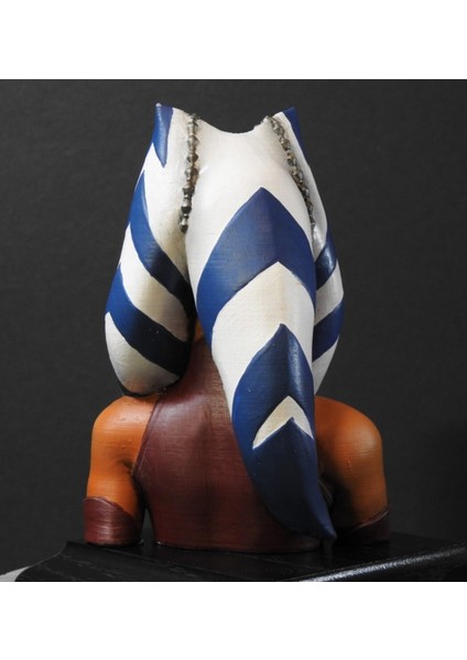 Ahsoka Tano Boyalı Büst 12 cm modelleri