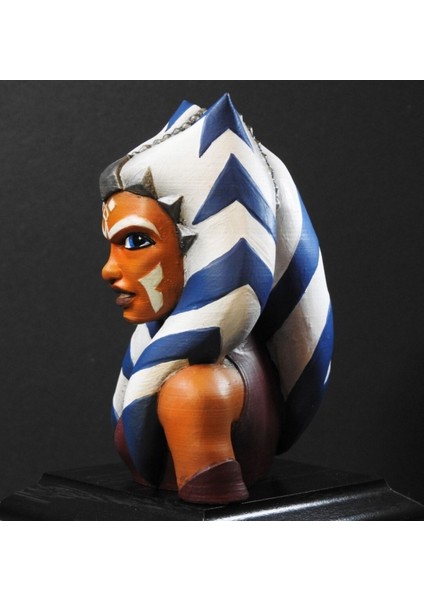 Ahsoka Tano Boyalı Büst 12 cm fırsatları