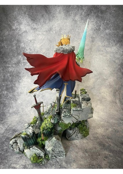 Artoria Pendragon Sabre Fate Stay Night Boyalı Figür 30 cm (Dev Boy)