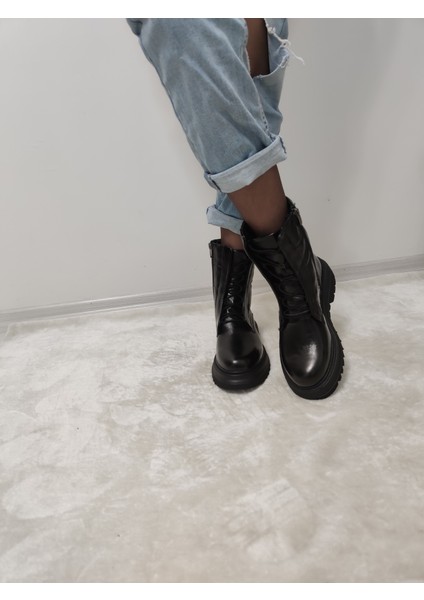 Apex Rugan Deri Kalın Taban Kadın Postal Bot (Brç B20) - Siyah-Rugan - 36 fırsatları