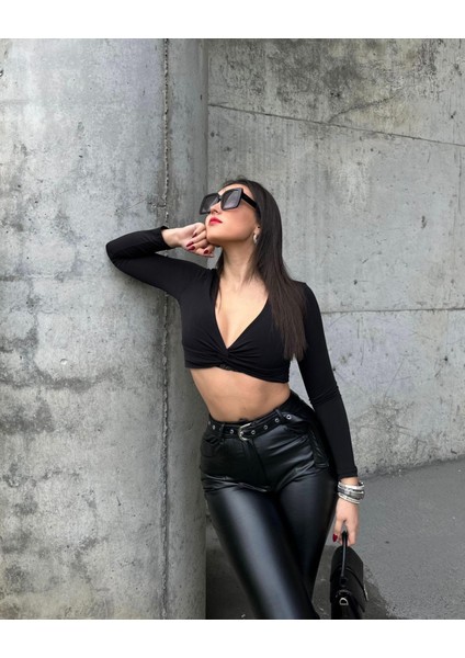 Düğümlü Siyah Crop Bluz