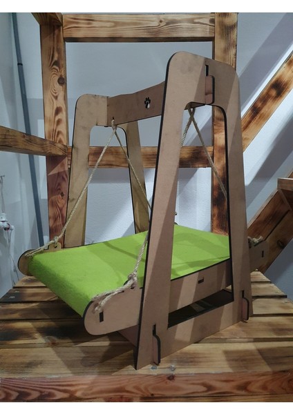 Yeşil Ahşap Kedi Salıncağı 52 x 36 x 47 cm