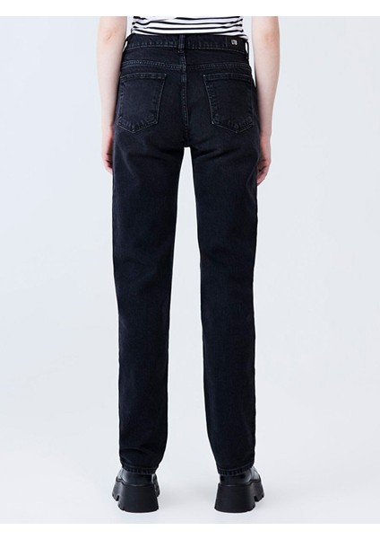 Kadın Lerana Düz Paça Yüksek Bel Jean Pantolon modelleri