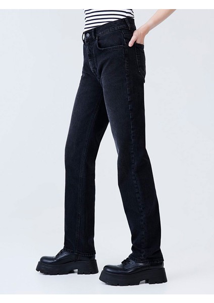 Kadın Lerana Düz Paça Yüksek Bel Jean Pantolon fırsatları
