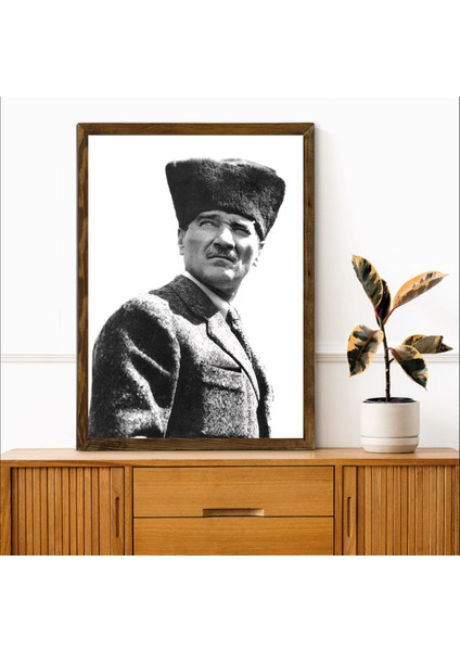 Masif Çerçeveli Ata Resim Baskılı Tablo 07