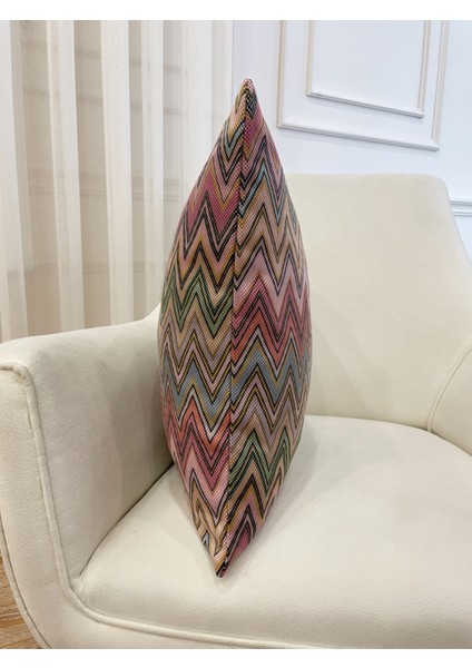 Zigzag Desen Renkli Kırlent Kılıfı 45 x 45