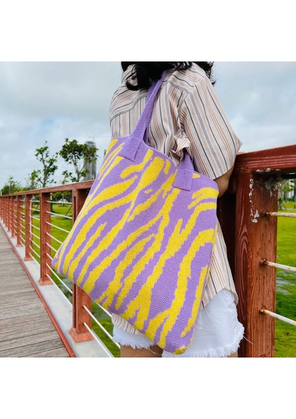 2024 Yeni Ins Çanta Örme Çanta Moda Omuz Çantası Çizgili Çanta Büyük Kapasiteli Tote Çanta Retro Kadın Çantası (Yurt Dışından) fırsatları