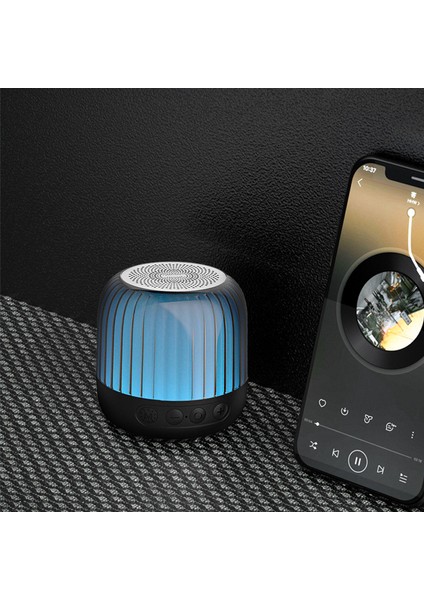 Renkli Işık Bluetooth Konuştuğu 12 Saat Dışarıdaki Çalıntı Taşınabilir Altwoofer 3D Kabilik Mini Konuştuğu (Yurt Dışından) fiyatları