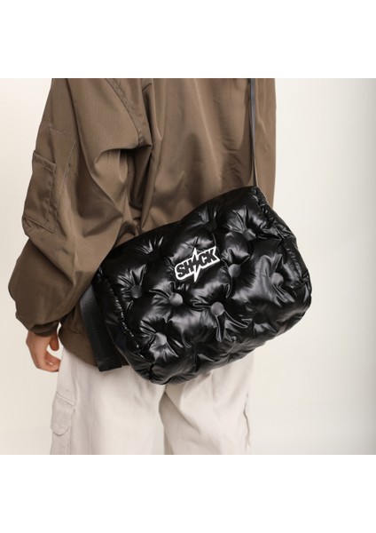 2024 Sonbahar ve Kış Yeni Aşağı Çanta Kadın Moda Gelgit Crossbody Çanta Uzay Pamuk Pamuk Dolgu Yastık Çantası (Yurt Dışından) fırsatları