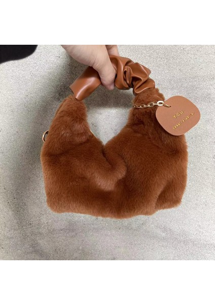 Popüler Peri Peluş Çanta 2024 Yeni Kış Çanta Sevimli Peluş Kadın Çantası Tek Omuz Çapraz Askılı Çanta (Yurt Dışından) fırsatları