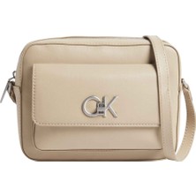 Calvin Klein Açık Gri Kadın 20,5X16X5 cm Omuz Çantası K60K611083PFA