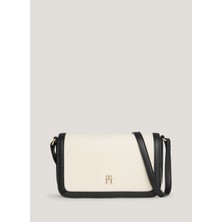 Tommy Hilfiger Bej Kadın 23X14X5 cm Omuz Çantası AW0AW157090F4