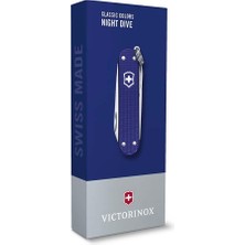 Victorinox 0.6221.222G Night Dive Classic Alox Çakı