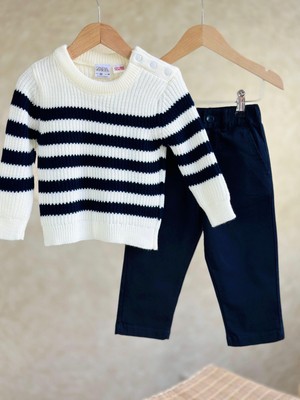 Orca Kids Fashion 2-8 Yaş Aralığı Çıt Çıt Yaka Detaylı Triko Kazak ve Bel Lastikli Canvas Pantolon