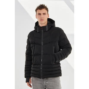 Erkek Dar Kesim Kapüşonlu Şişme Karbon Deri Mont