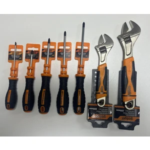 5 Adet Yıldız Tornavida Set ve 2 Adet Ingiliz Anahtarı Kurbağacık Set  ( 3X100 5X75 6X100 6X125 6X150 ) 2 Adet Ingiliz Anahtarı Kurbağacık ( 250X30  200X24 )