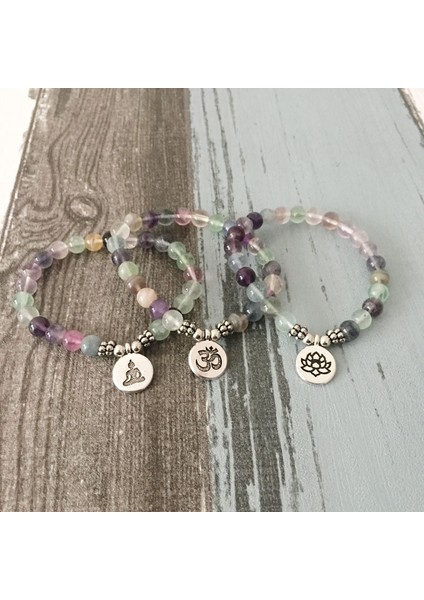 20CM Tarzı Gümüş Buda Bayan Mala Yoga Bilezik Şifa Kristaller Lotus Charms Bilezik ile Streç Doğal Florit Buda Om Bilek Bilezikler (Yurt Dışından) modelleri