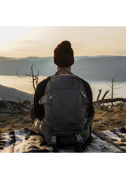 Sırt Çantası Dağcı Siyah fiyatları